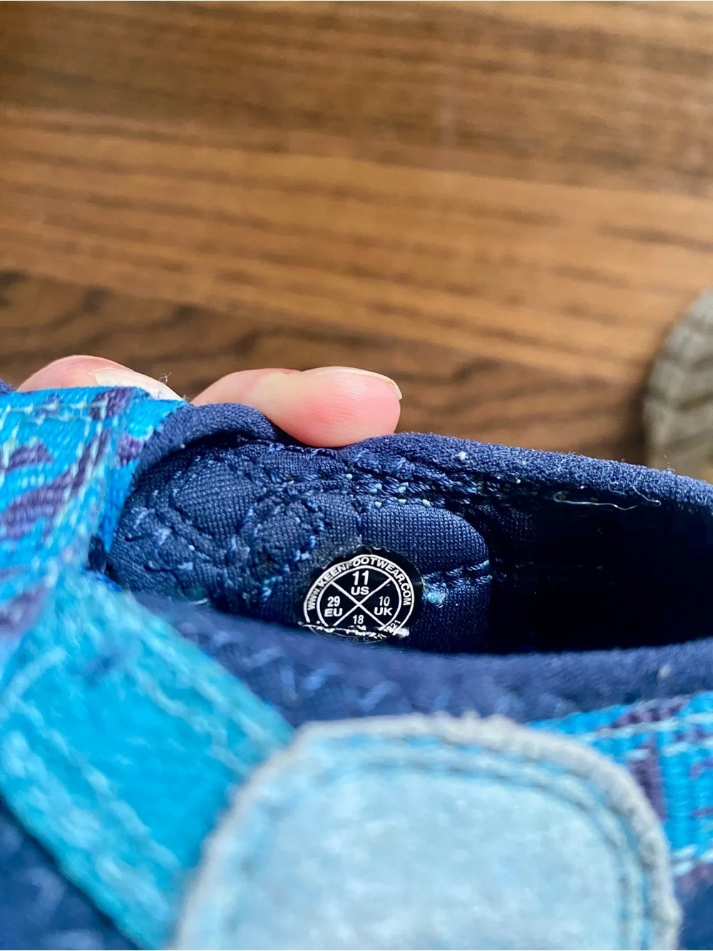 Keen Newport H2 Water Shoe Hiking Sandal Blue Camo Bungee Cord Size 11 Toddler